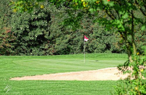 Quilt Inn - Photo 13