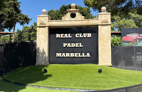 Precioso ático con piscina en Marbella - Foto 11