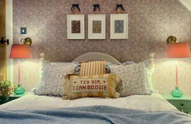 Clover Neuk - Hot Tub - Coorie Doon Stays - Foto 3