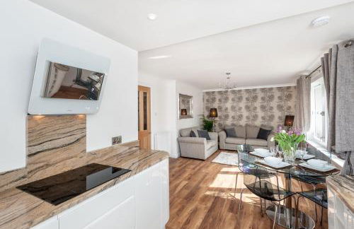 Gilmour's Entry Apartment - Photo 1