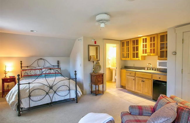 Mansion w 10 Bedrooms Pool and Theater - Foto 16