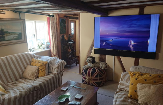 Charming 17th Century 2-bed Cottage in Medmenham - Foto 23