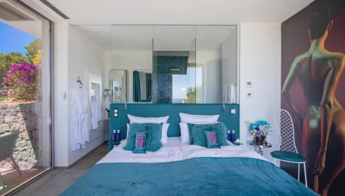 Mirage Ibiza - Photo 2