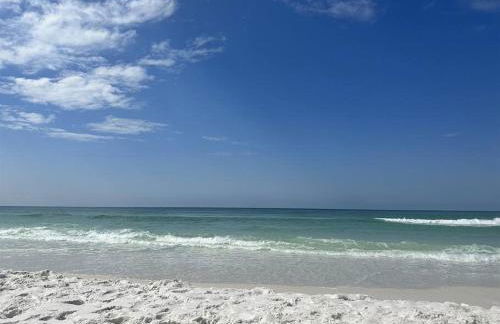 New Listing! Prime Location in Blue Mountain Beach - Foto 19