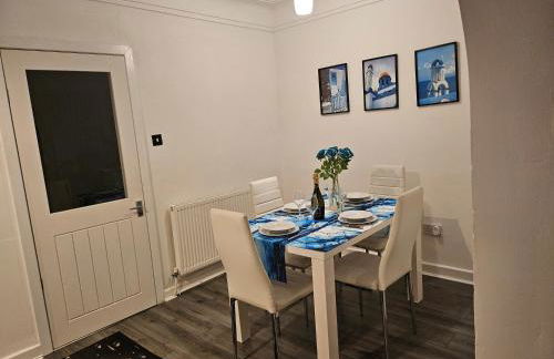 Anfield Stadium House - Free Parking - Foto 13