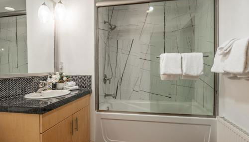 Solstice 17 - Photo 1