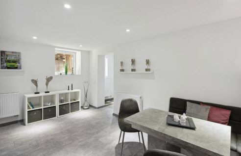 1 Bedroom Lovely Apartment In Nieheim - Foto 2