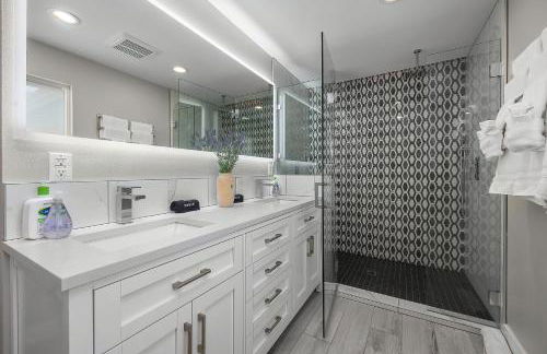 Luxury 5 beds Villa with Heated Pool & Resort Amenities - Photo 17