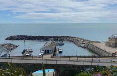 Peaceful Coastal Apartment - Foto 36