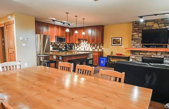 Pinnacle Ridge Chalets by Fernie Lodging - Photo 64