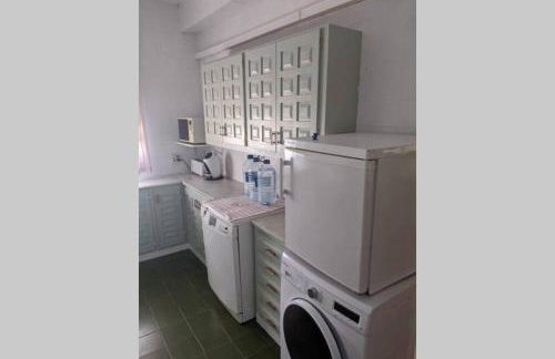 Villa Carmen - Chalet privado con piscina, jardín y barbacoa - Foto 17