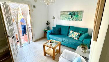CASA EN PLENO CENTRO DE LA CALA DE MIJAS by Holidays2Rent - Foto 4