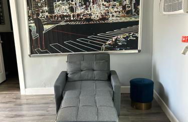 Cozy 1 Bedroom Tarantino Unit Studio City - Foto 16