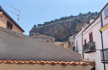 La vista al di sopra dei tetti - Foto 7