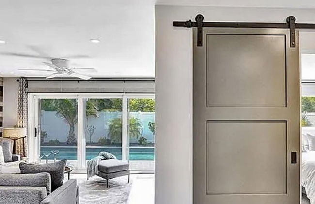 Beach Bliss 10 Mins to Waves 3BR Oasis With Pool - Foto 67