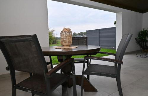 Stilvolle & ruhige Ferienwohnung mit Terrasse & Garten - Foto 4