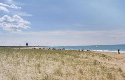 Awesome Home In La Faute Sur Mer - Photo 15