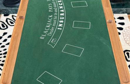 WOW!! Ultimate Pocono Retreat, Hot Tub, Game Room, Deck, Lakes, Skiing, Pools - Foto 26