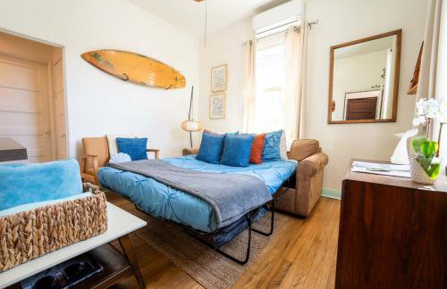 Breezy 1BR Retreat Walk to UofA and Spring Fun - Foto 13