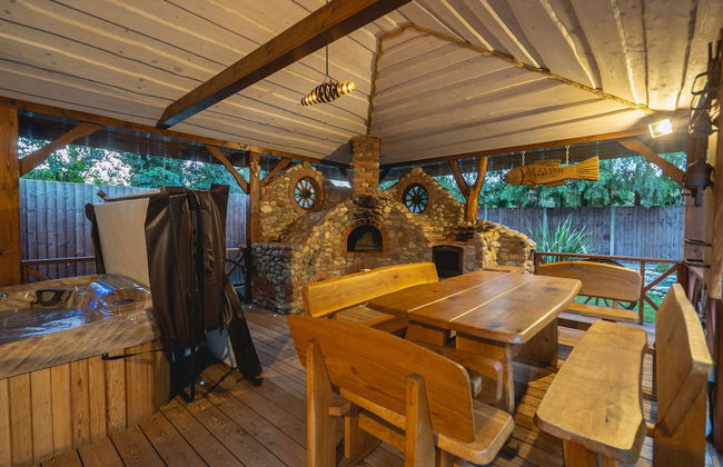 Brook Barn with Sauna & Hot Tub - Photo 26