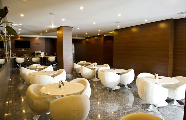 Torres de Alba Hotel & Suites - Photo 48