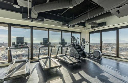High Rise 11th Floor City Views Free Pkg Gym - Foto 31