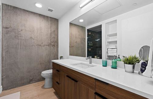 Best views! Lux 9th fl Gym Pking Pool Htub King BD - Foto 26