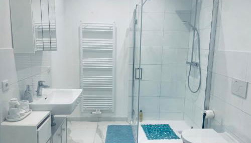 Schlossperle - Photo 5, towels, Shower