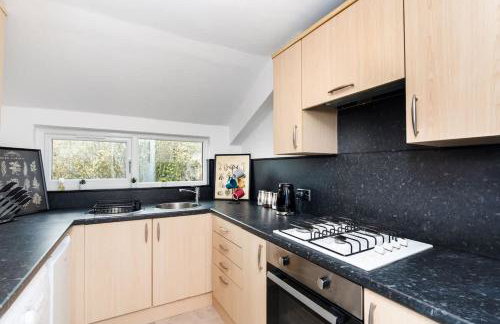 5 Individual Beds - Free Parking - Foto 9