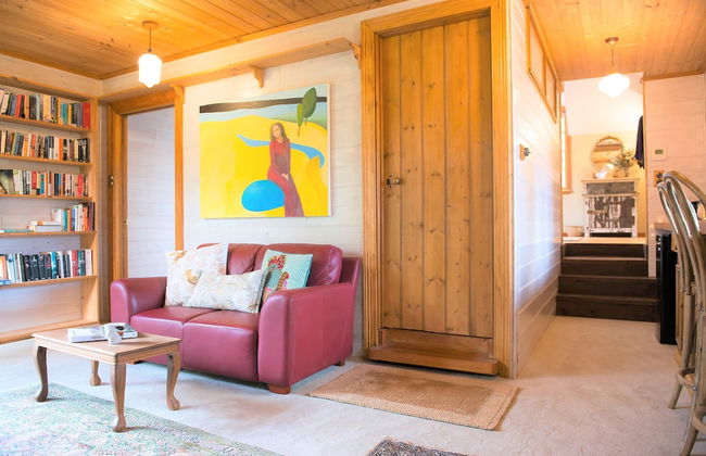 Adelaide Hills Camellia Cottage Wifi - Photo 11