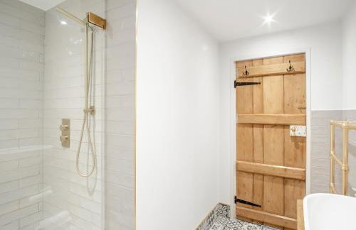 Sandstones - Photo 20