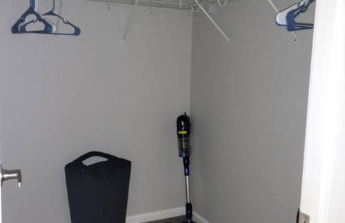 Stylish and Spacious, close to the Hospital. - Foto 25