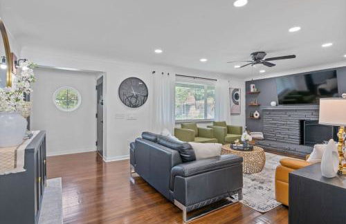 Luxury 5BR Cincinnati, Sleeps 12, Crib, Home Gym, Fenced Backyard - Foto 33