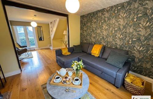 Smithy Bank Cottage - with free parking! - Foto 15