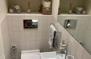 Stylish 3-bedroom flat in Kensington - Foto 20