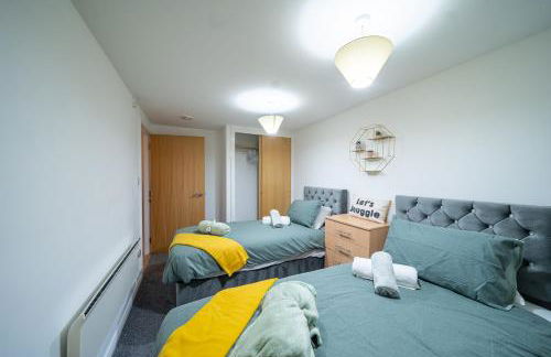 Spacious 2 Bedroom 6 Minute Drive from Huddersfield Town Centre - Ideal Stay - Foto 15