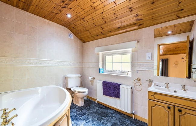 Snowdonia-3bedroom-2 Bathroom-petfriendly-garden - Photo 16