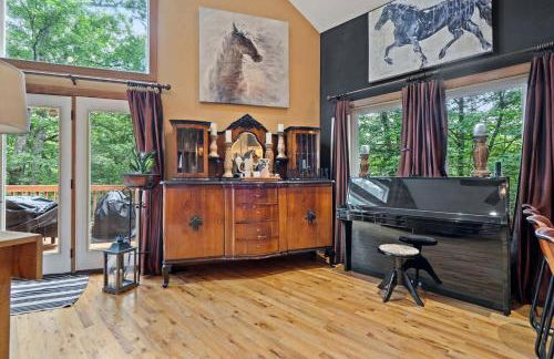 Rustic A-Frame Chalet with Hot Tub & Scenic Views in Mount Jackson, Virginia - Photo 22