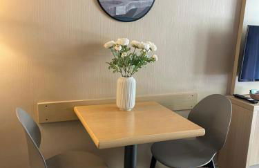 STUDIO PRADO PLAGE PISCINE TERRASSE - Foto 15