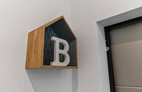 Baroni B - FREE private parking and A-C - Foto 4