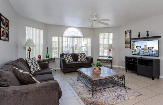 Villas at Island Club Community, Pools, Jacuzzi and More! - Photo 15