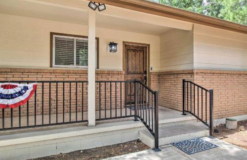 Family Cabin with Game Room! 32 Mi to Sunrise Resort - Foto 36