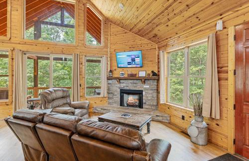 Cabin For Two Near Helen w Spa Amenities - Foto 6