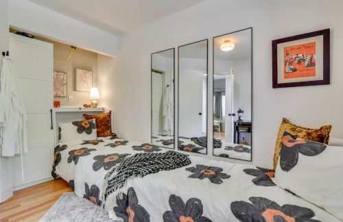 Near Shops and Cafes Beaverton Haven with Luxe Decor! - Foto 30