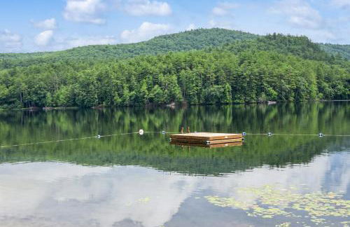 Adirondacks in Style! Lake House with Deck, Fire Pit - Foto 27