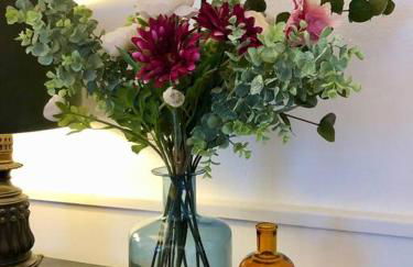 Ulysse, Appartement Spacieux au Centre Historique d'Uzès en rez-de-chaussée avec extérieur, proche parking des Marroniers - Foto 12