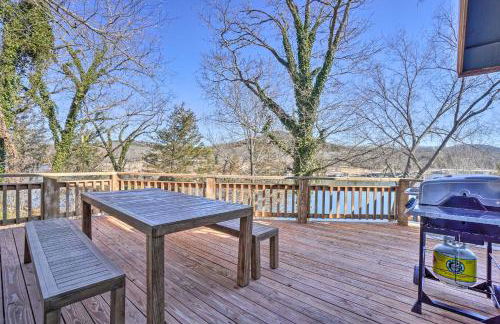 Lakefront Shell Knob Home with Deck and Gas Grill - Photo 27