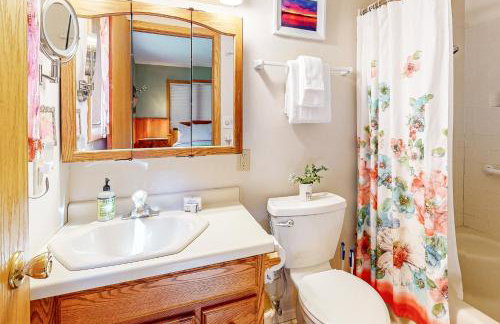 Two Sisters Lakeside - Photo 7