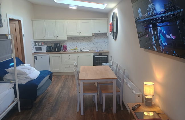 Mattys Pub & Apartments - Foto 16