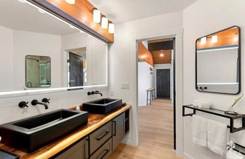 Luxury Living at The Eagles Perch Palmer AK - Foto 12